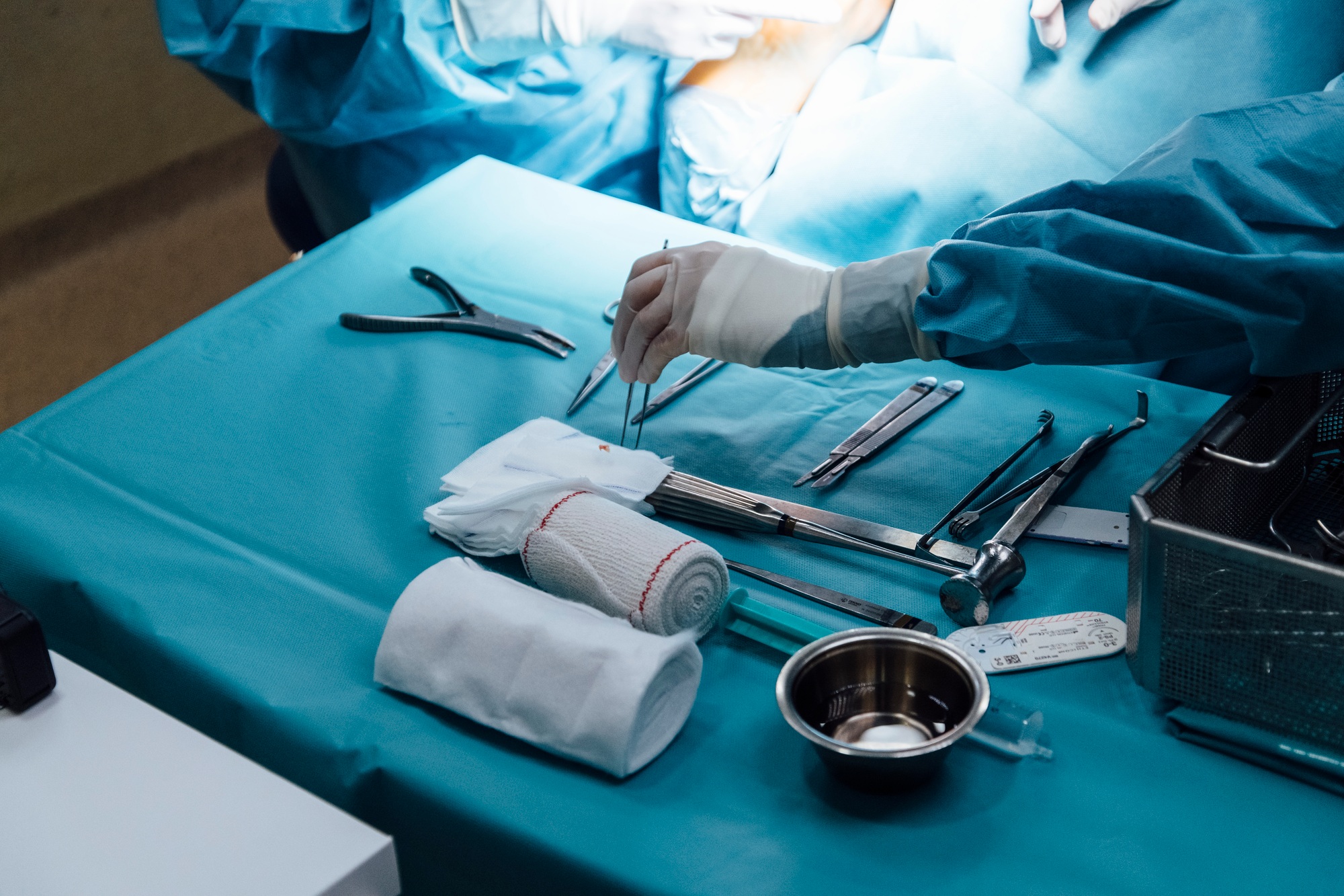 Contemporary Review of Minimally Invasive Mitral Valve Surgery: Current Considerations and Innovations